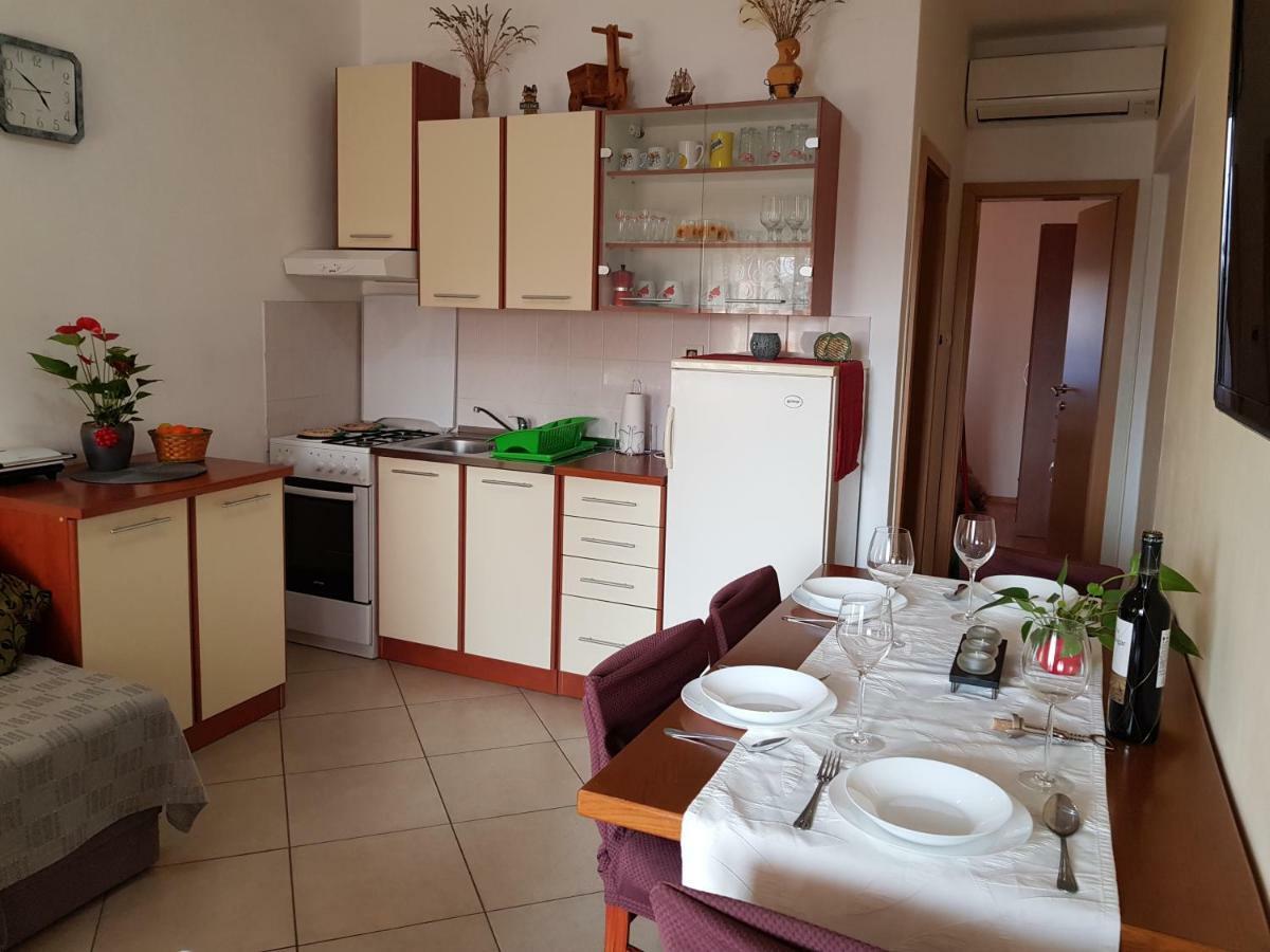 Apartments Davor Umag Exterior foto